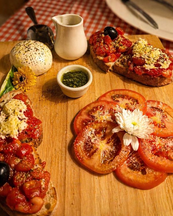 Italian bruschetta board