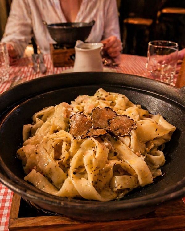 Homemade Italian pasta with truffle